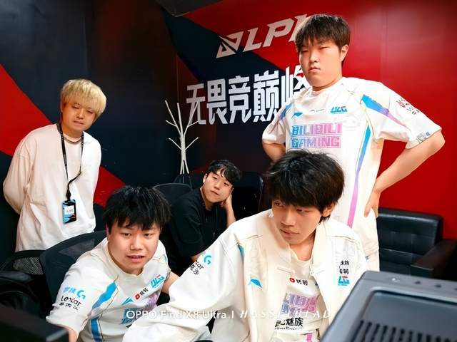 他一次又一 他一次又一